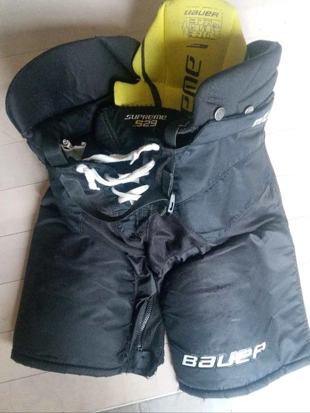 Bauer Kids Black Hockey Junior L